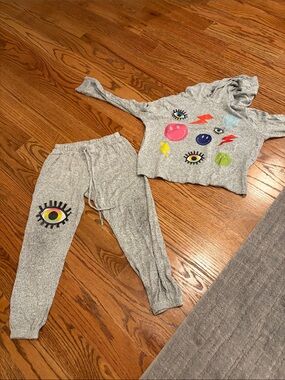 Kids Gray Hoodie & Jogger Matching Set with Colorful Eye Graphics